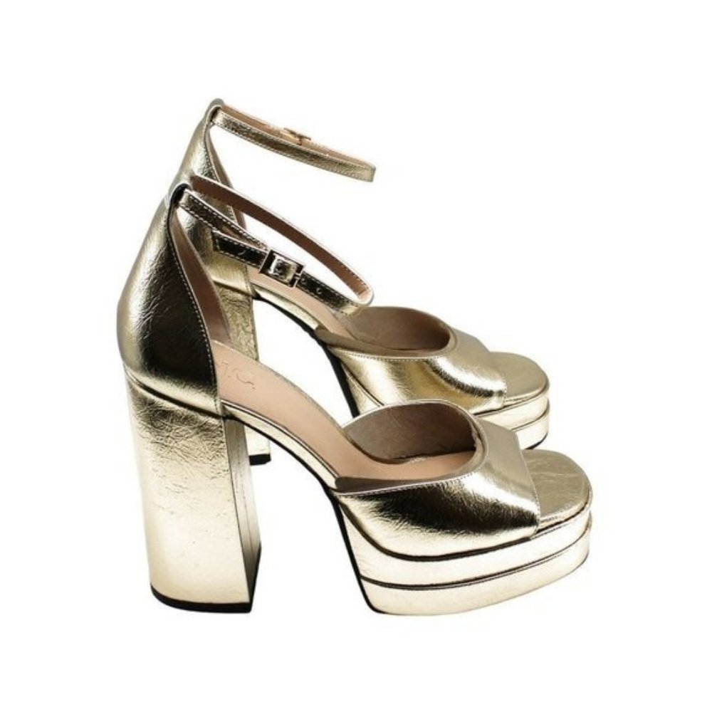 Sandals - Picture 3 of 8